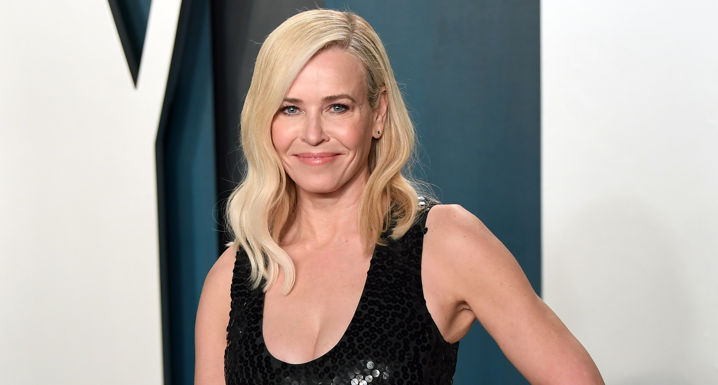 Chelsea Handler Shows Off Toned Abs on Vacation — Celebwell