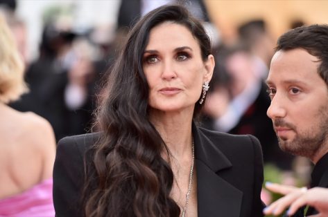 Demi Moore Shares Swimsuit Photo Featuring Daughters