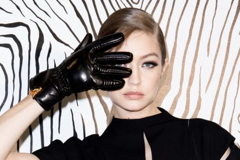 Gigi Hadid Shares Bikini Selfie Underwater