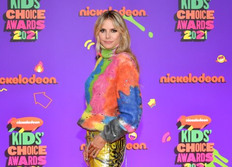 Heidi Klum in Swimsuit Enjoys “California Sun”