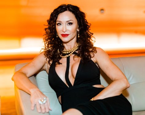 Sofia Milos, 51, in Bikini Looks Super Fit Years After CSI: Miami