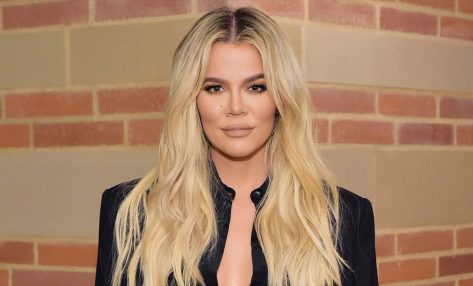 Khloe Kardashian Shows Off Figure on “Motivational” Magazine Cover