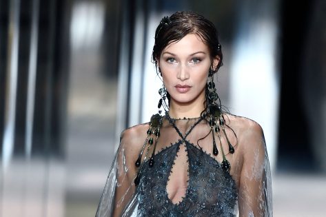 Bella Hadid Shows Off Washboard Abs in Crop Top 