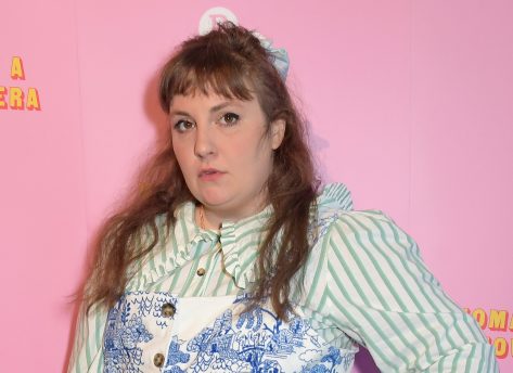 Lena Dunham Just Shut Down Body Shamers Criticizing Her Appearance