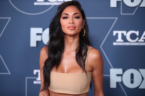Nicole Scherzinger Shows Off Handstand in Swimsuit From Caribbean