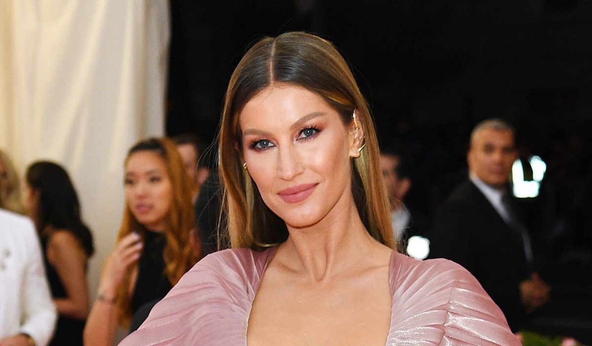 Gisele in Bathing Suit Shares Inspirational Message — Celebwell