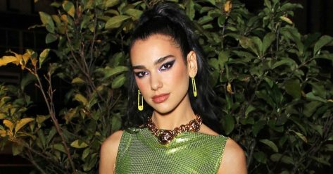 Dua Lipa in Bathing Suit Has a “Reset”
