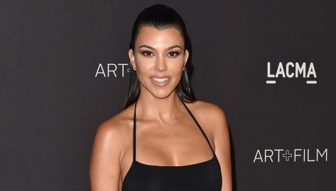 Kourtney Kardashian in Bathing Suit Shows Off in New Selfie