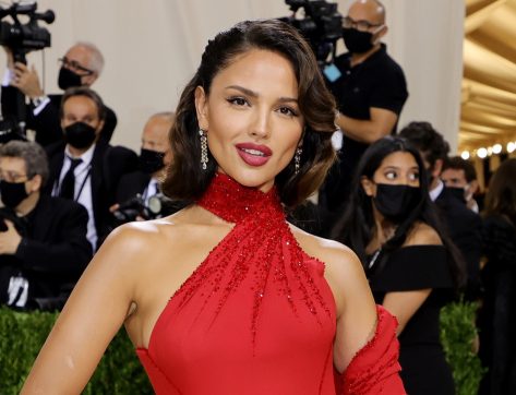 Eiza Gonzalez in Swimsuit Says It’s “Mimosas O’Clock”