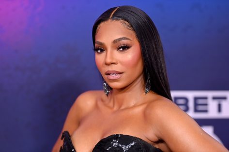 Ashanti in Bathing Suit Knows "Real Coconut Does Wonders"
