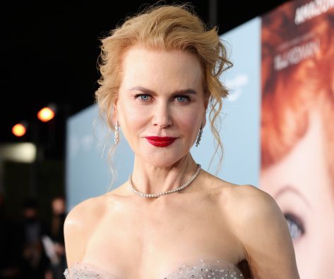 Nicole Kidman Poolside Enjoys “Summer in Australia”