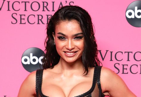 Kelly Gale in Bathing Suit is “Happy in the Ocean” 