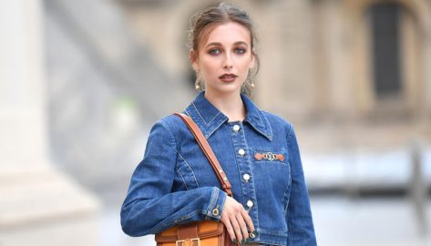 Emma Chamberlain in Bathing Suit Top Shares Mirror Selfie