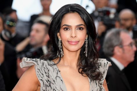 Mallika Sherawat In Bathing Suit Says “Fit Girl”