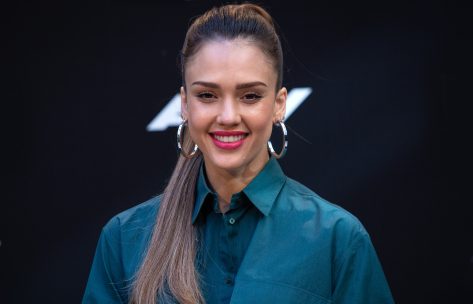 Jessica Alba in Bathing Suit and Other Star Snaps From This Week