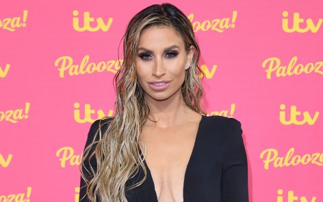Ferne McCann in Bathing Suit Says “Love is All” in Maldives