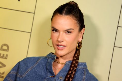 Alessandra Ambrosio in Bathing Suit Has “Acqua Therapy”