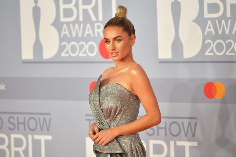 Amber Davies in Bathing Suit Has “Brekky in the Pool”
