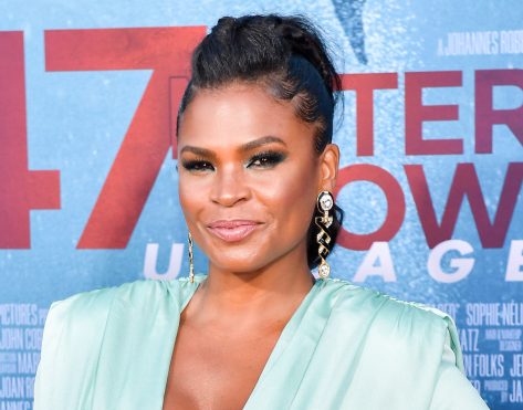 Nia Long in Bathing Suit Says “Ain’t No Shame”