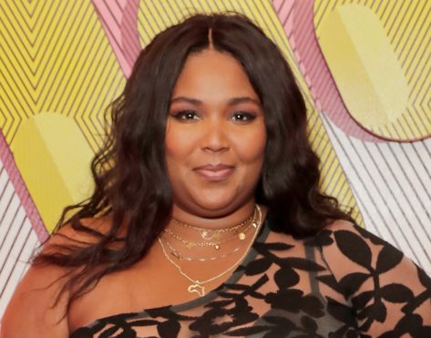 Lizzo in Bathing Suit Is “Back to Work”