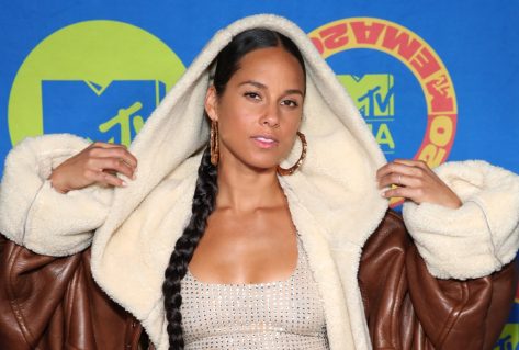 The One Trick Alicia Keys Uses to Melt Fat