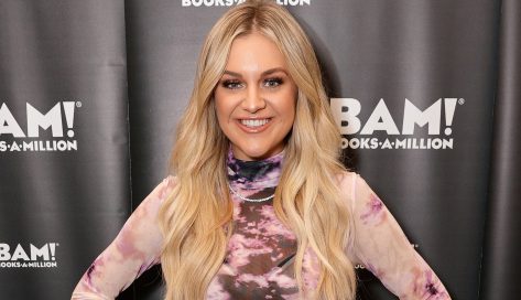 Kelsea Ballerini in Bathing Suit Says “Happy St. Paddy’s Day”