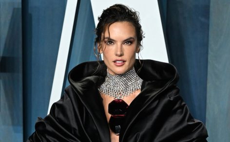 Alessandra Ambrosio in Bathing Suit Says “Happy Birthday”