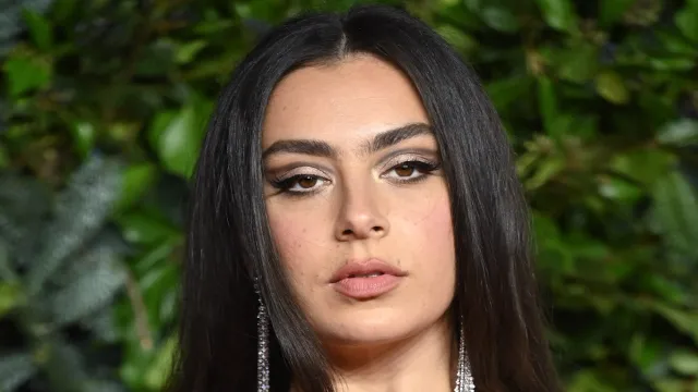 The Fashion Awards 2021 – Red Carpet Arrivals