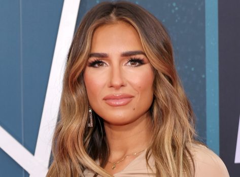 Jessie James Decker in Bathing Suit Looks “Very Southern”