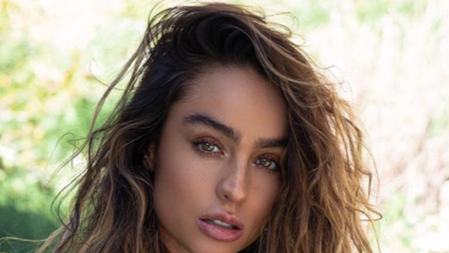 Exposed sommer ray Anna Maria