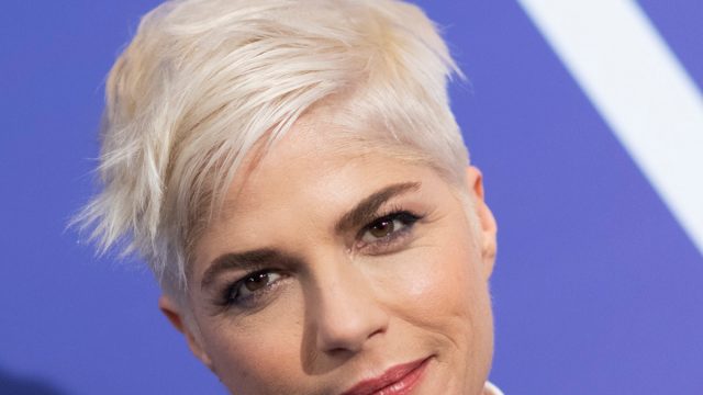 US ENTERTAINMENT WOMEN