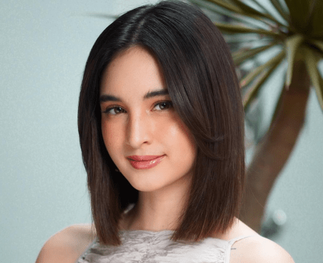 Coleen Garcia in Bathing Suit is “Fire”