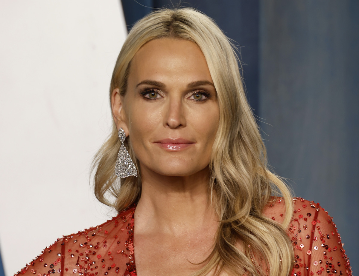 Molly Sims Spends Weekend in South Beach