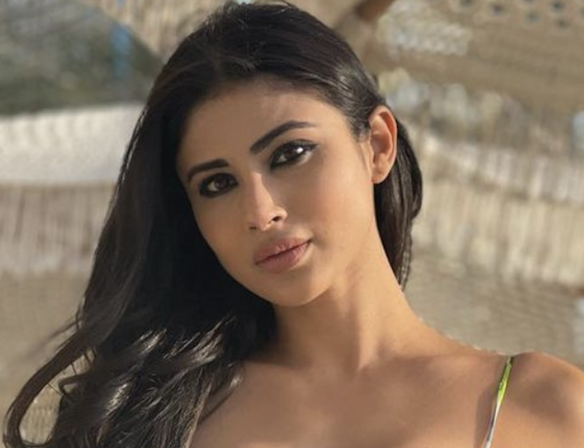 1200px x 921px - Mouni Roy in Bathing Suit is \