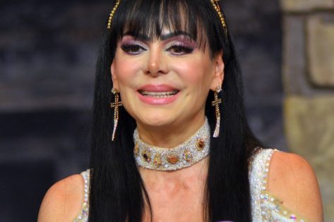 Maribel Guardia in Bathing Suit Says "Happy Birthday"