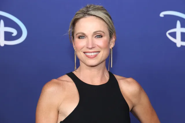 Amy Robach in Bathing Suit Says Hi From Greece — Celebwell