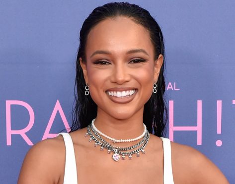 Karrueche Tran in Bathing Suit Shares a Selfie