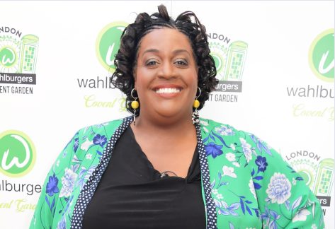 Alison Hammond in Bathing Suit Has “Dubai Vibes”