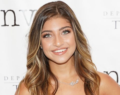 Gia Giudice in Bathing Suit Says Hi From Ibiza