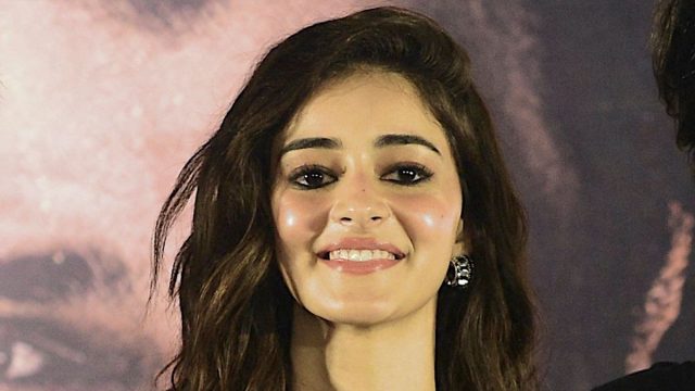 INDIA ENTERTAINMENT CINEMA BOLLYWOOD