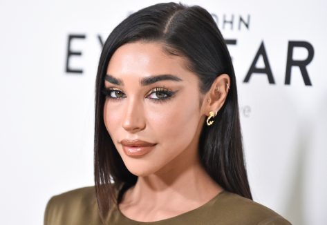 Chantel Jeffries in Bathing Suit Says "Life's a Beach"