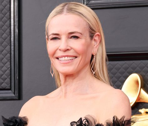 Chelsea Handler in Bathing Suit Shares a Very Important PSA