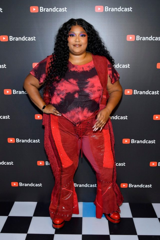 Lizzo in Bathing Suit Celebrates #1 Song in the Country — Celebwell