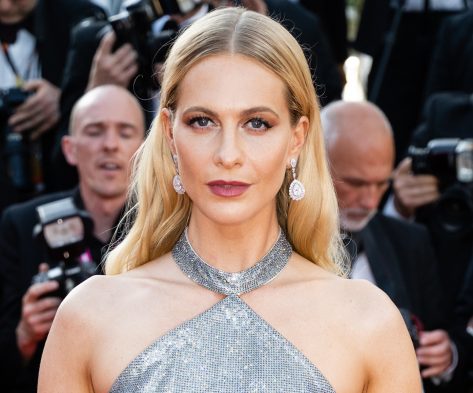 Poppy Delevingne in Bathing Suit is "Looking Beautiful"