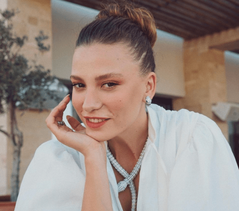 Serenay Sarıkaya in Bathing Suit Makes a Splash
