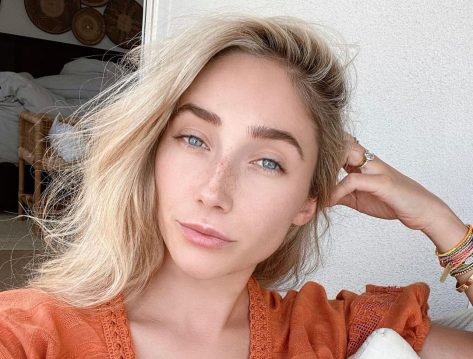 Aurora Culpo in Bathing Suit is a “Jack of All Trades”