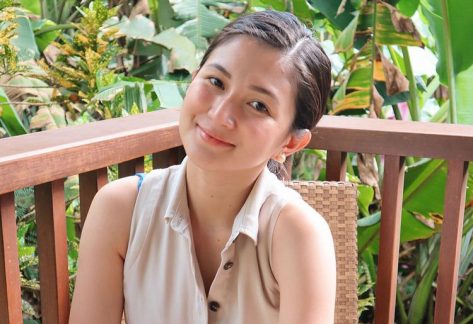 Sheena Halili in Bathing Suit Says “Go On and Wear it!”