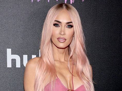 Megan Fox in Bathing Suit Poses With Machine Gun Kelly