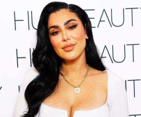 5 Ways Beauty Influencer Huda Kattan Keeps Herself Fit