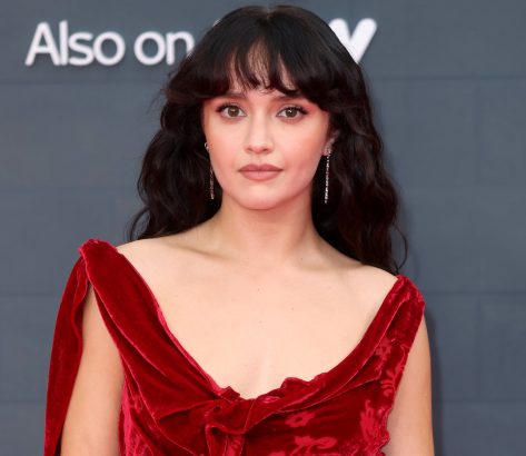 Olivia Cooke in Bathing Suit Looks Fit For "House of the Dragon"